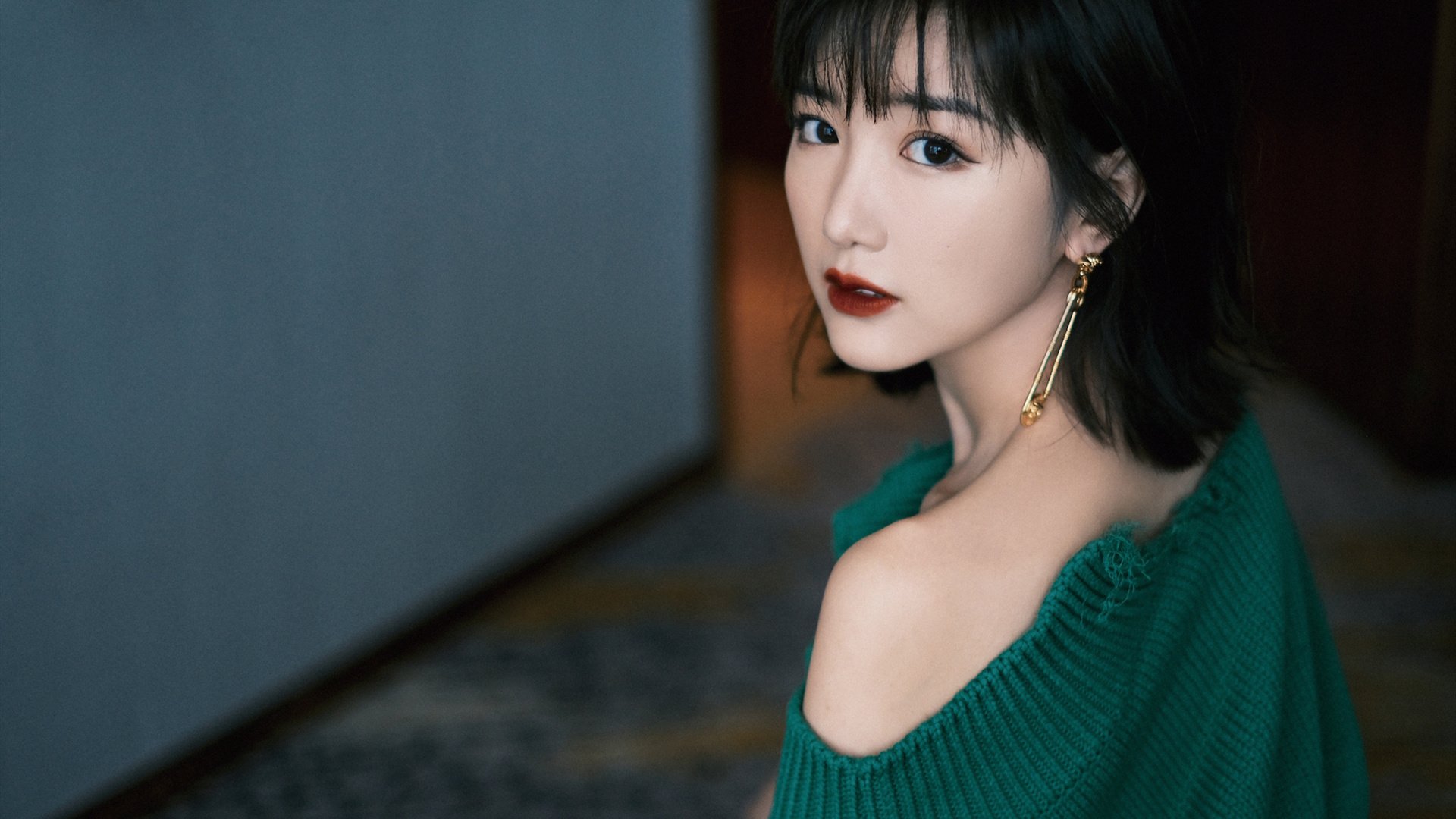 巴萨在西班牙超级杯决赛中4-1战胜皇马，夺得冠军，西甲争冠形势_巴萨7连胜可夺冠 皇马看运气