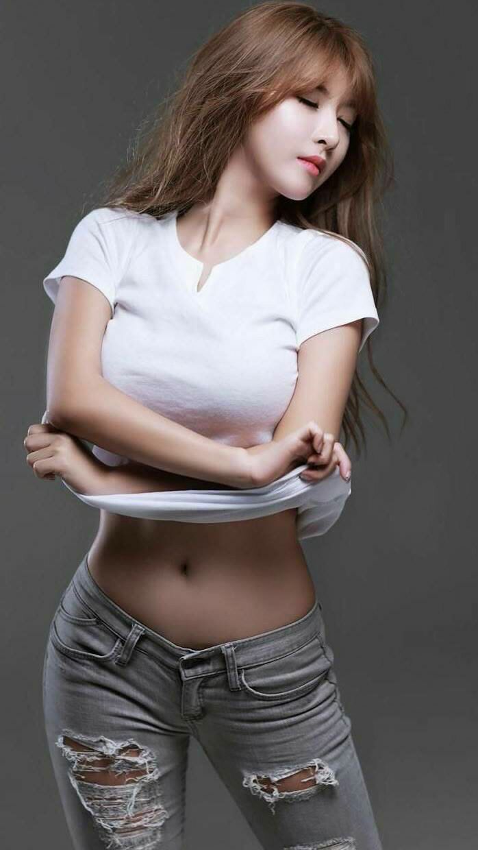 区域压迫与人盯人防守混合布置，区域防守和盯人防守